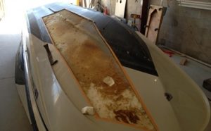 How to Fix a Leak in a Fiberglass Boat Featured