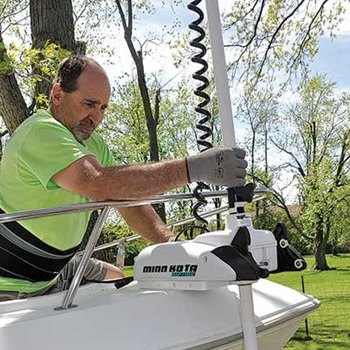 Mounting the Trolling Motor